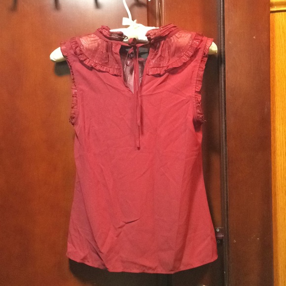 ModCloth Sleeveless Red Top with Bib Ruffle Detail - Picture 4 of 8